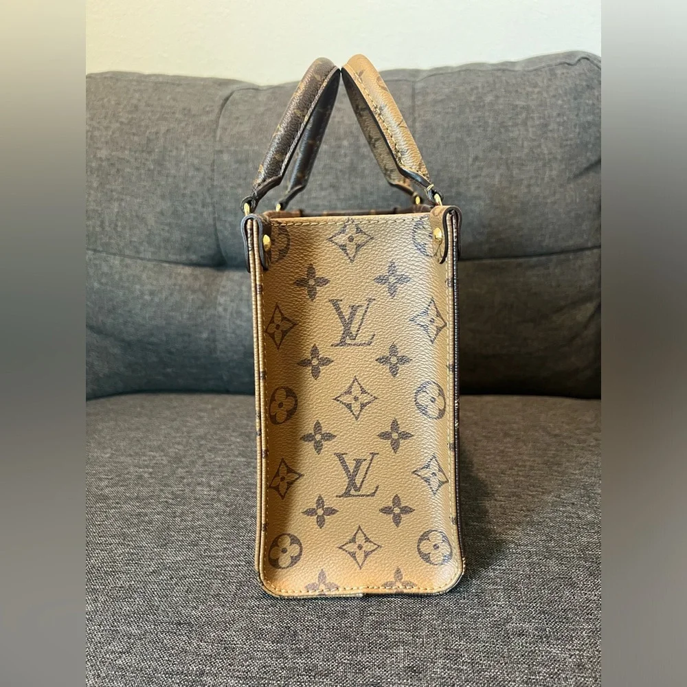 Louis Vuitton OntheGo PM monogram Reverse (Bag only) - Picture 3 of 14